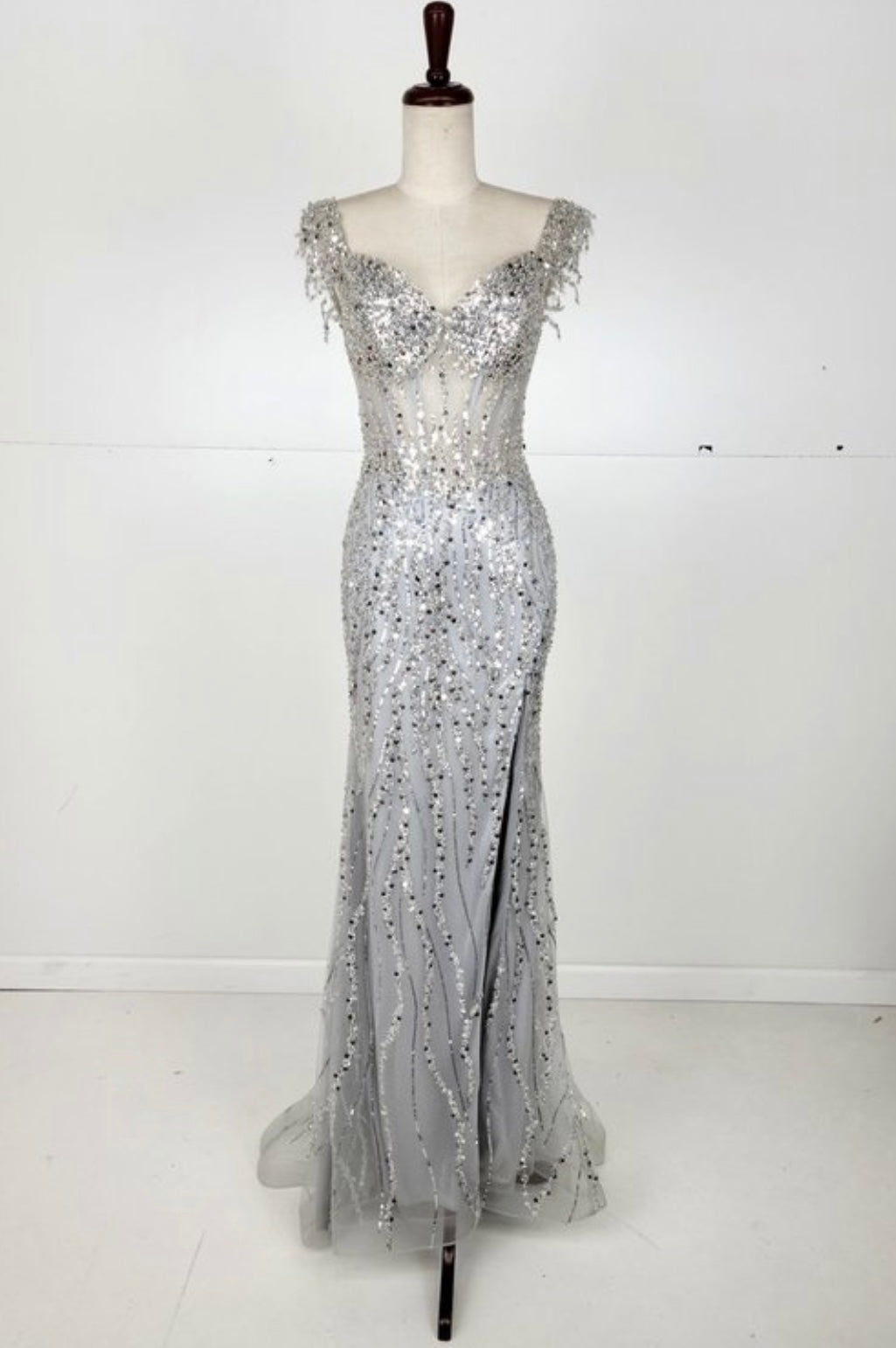 CHICAS STYLE #331 – ZoeRose Couture Corp